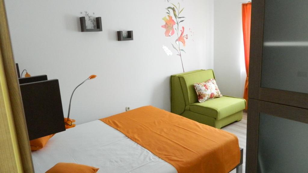 Apartmani Marinovic Podgora Eksteriør billede